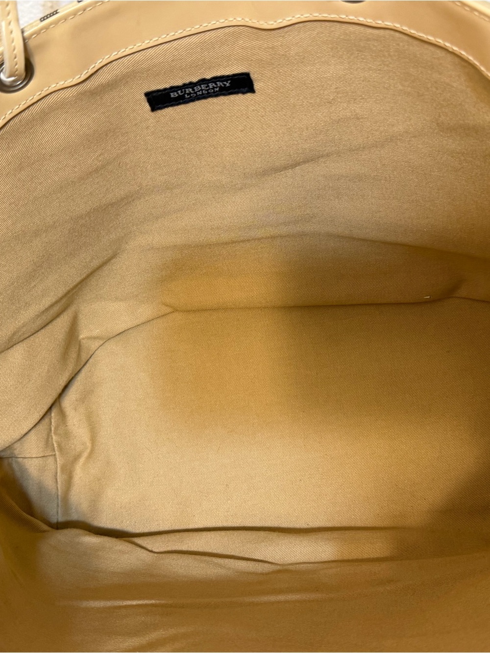Burberry NOVA CHECK Plaid Canvas Tote with Tan Leather Trim Made in Italy - Picture 12 of 16